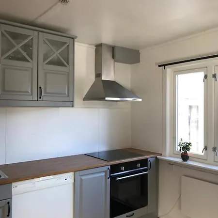 فندق مبيت وإفطار Furulund 2*