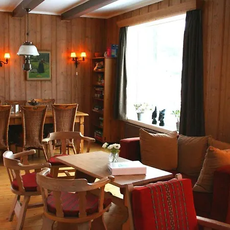 Furulund Bed & Breakfast 2*